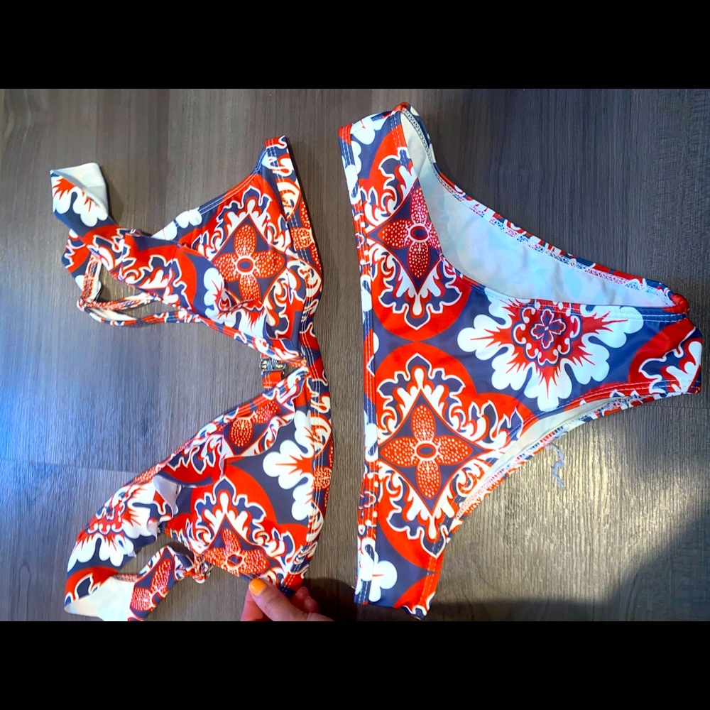 Bathing suit set